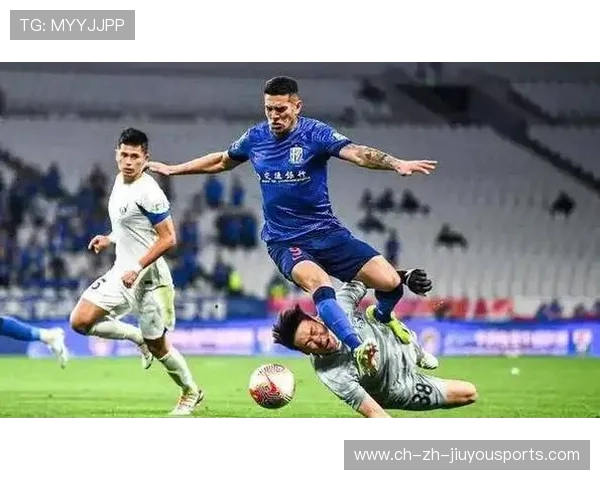 上海申花拉唐边路突破助攻，展现强劲实力